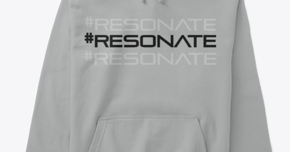 Resonate Hoodie Pullover